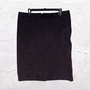 MaxMara | Black Floral Pencil Skirt